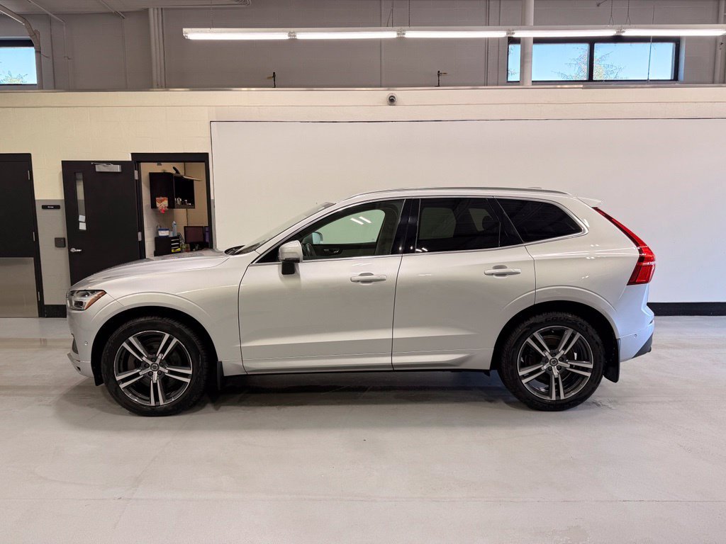 Used 2019 Volvo XC60 Momentum with VIN LYVA22RK6KB235474 for sale in Golden Valley, Minnesota
