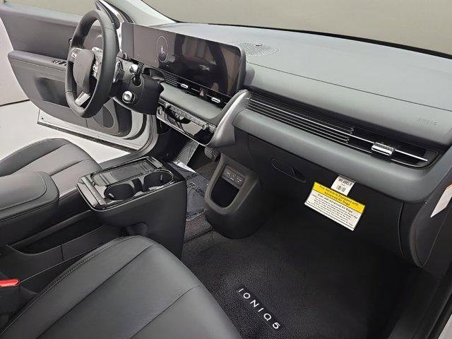 New 2026 White Hyundai SEL image 19