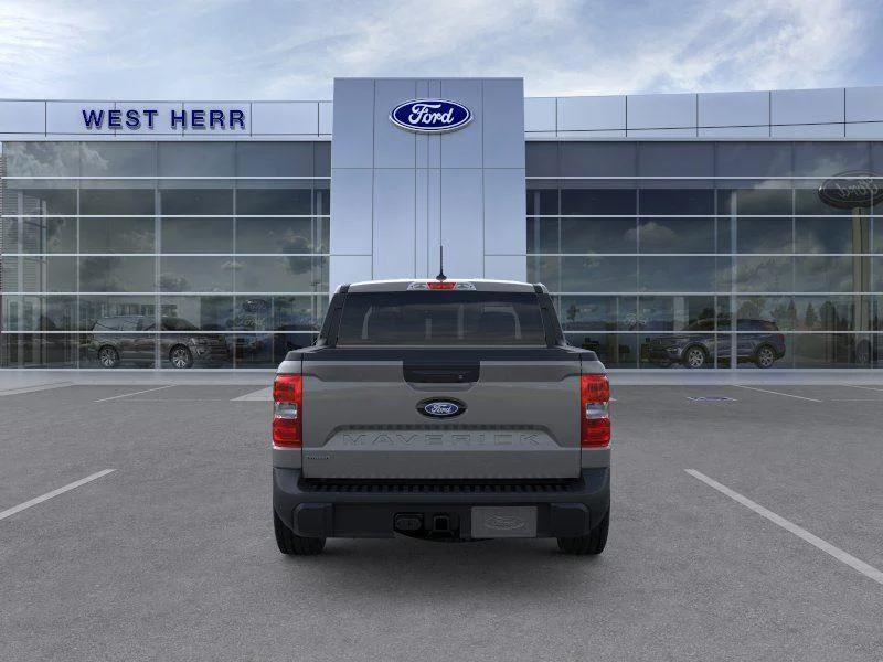 New 2026 Carbonized Gray Metallic Ford XLT image 5