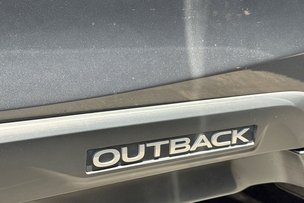 Used 2021 Gray Subaru Onyx Edition XT image 8