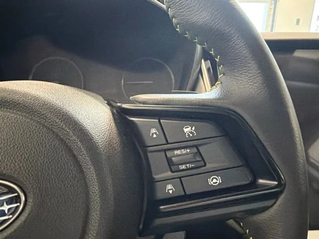 Used 2025 White Subaru Onyx Edition image 34