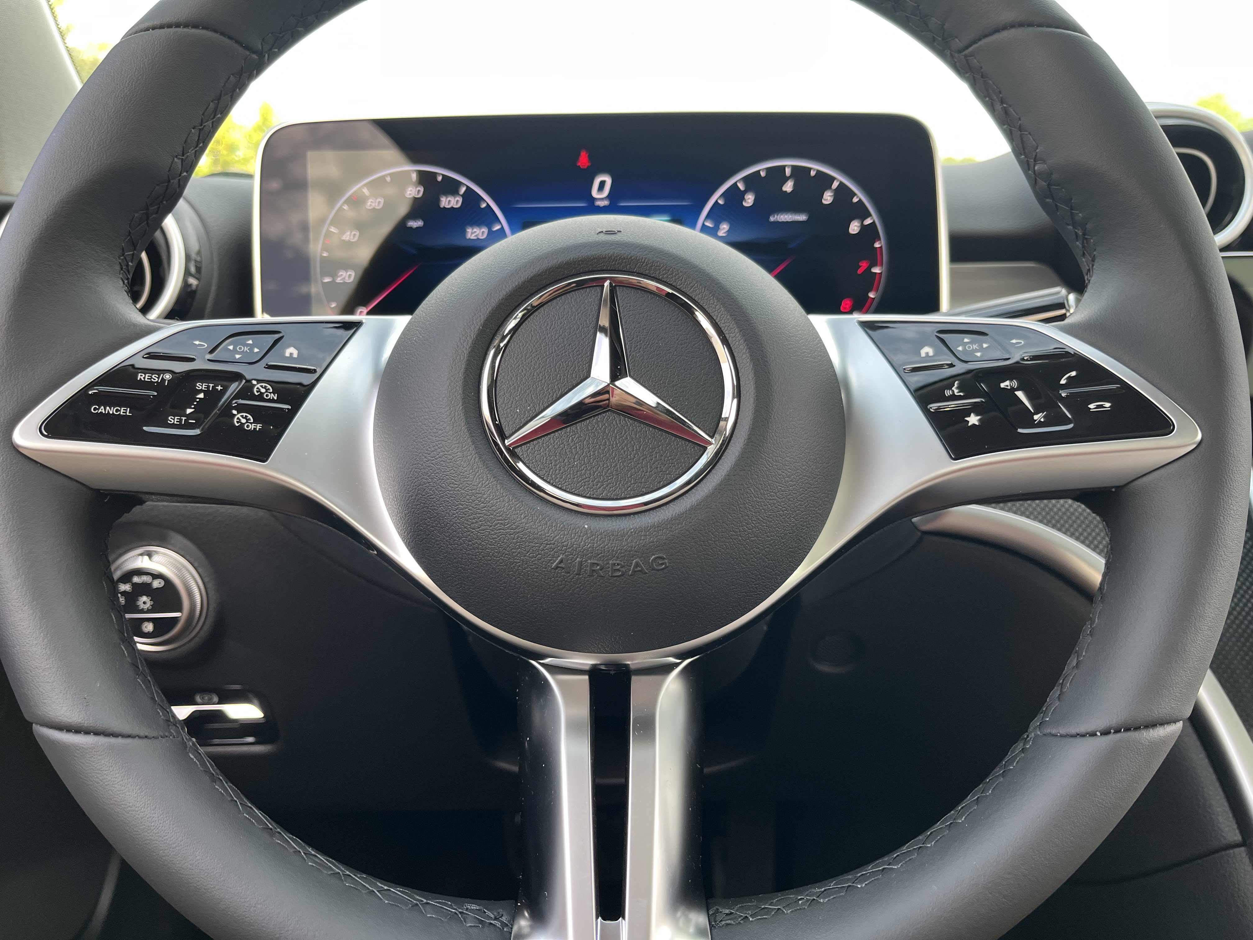 New 2026 MANUFAKTUR Alpine Grey Mercedes-Benz C 300 image 23