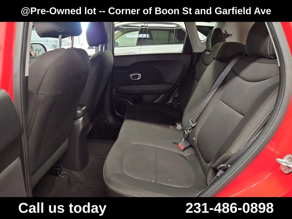 Used 2019 Red Kia Base image 26