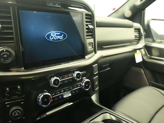 New 2026 Iconic Silver Metallic Ford Lariat® image 13