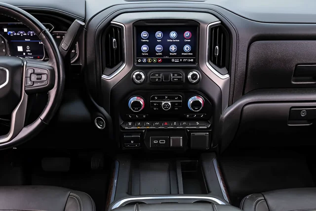 Used 2022 Blue GMC Denali image 9