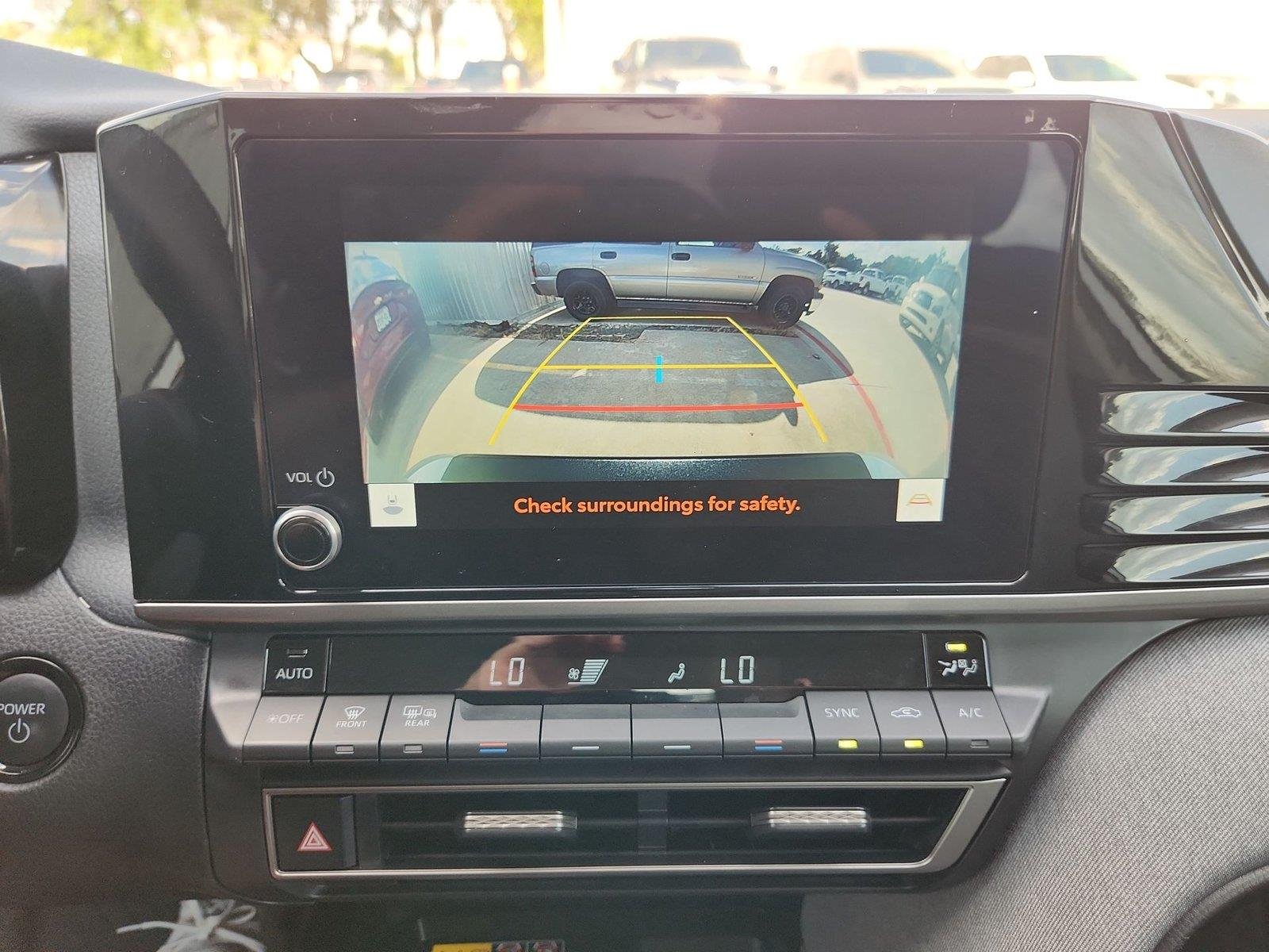 2025 Toyota Camry photo 15 of 34