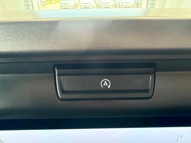 New 2026 Oxford White Ford XLT image 36