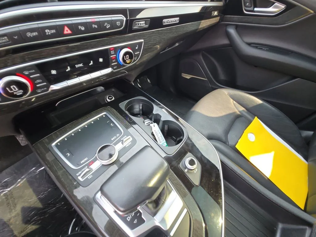 Used 2019 Black Audi 55 Premium Plus image 18