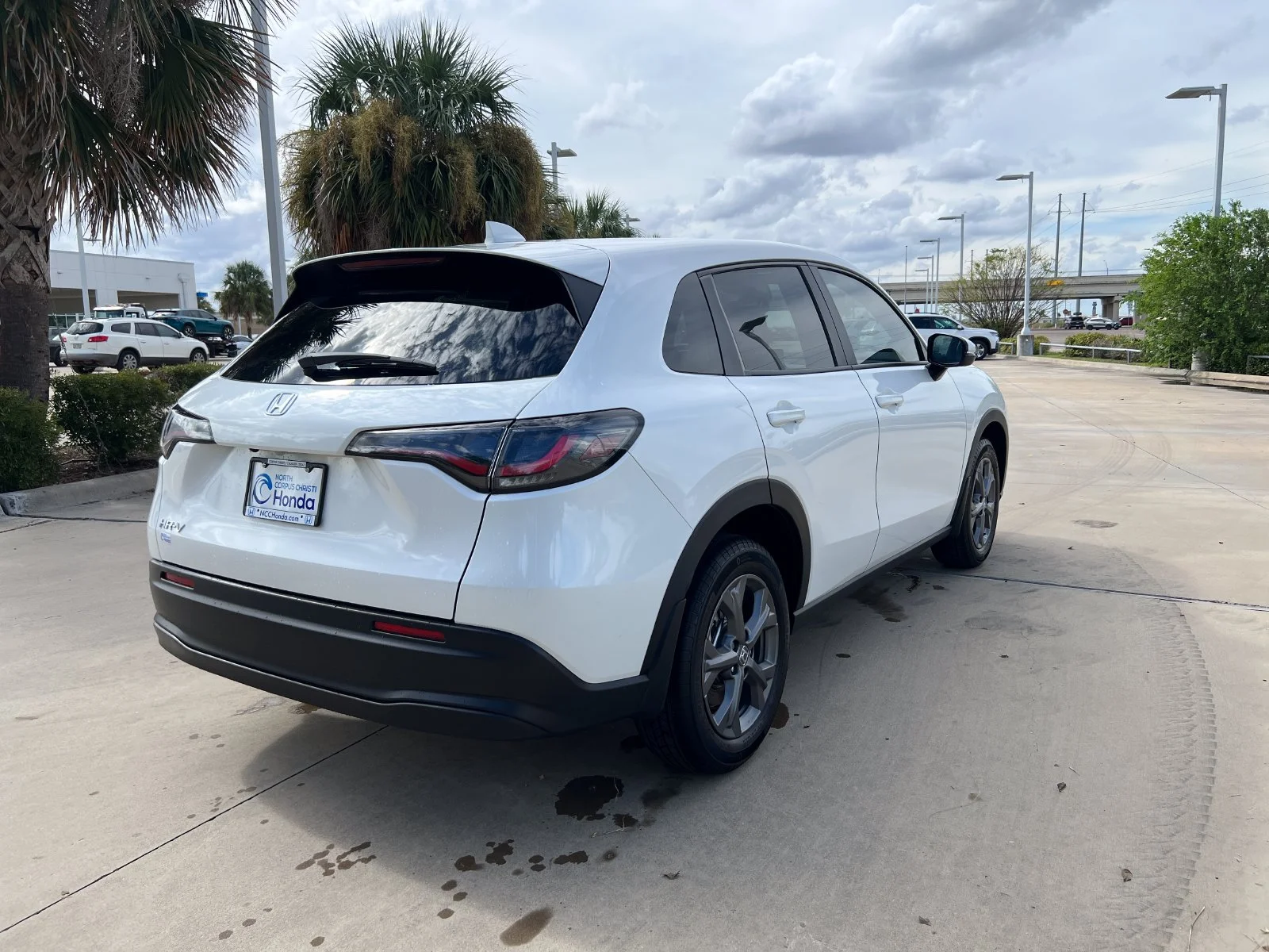 New 2027 White Honda LX image 6