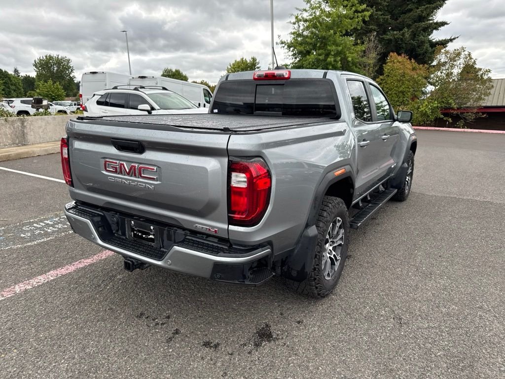 Used 2024 Sterling Metallic GMC AT4 image 8