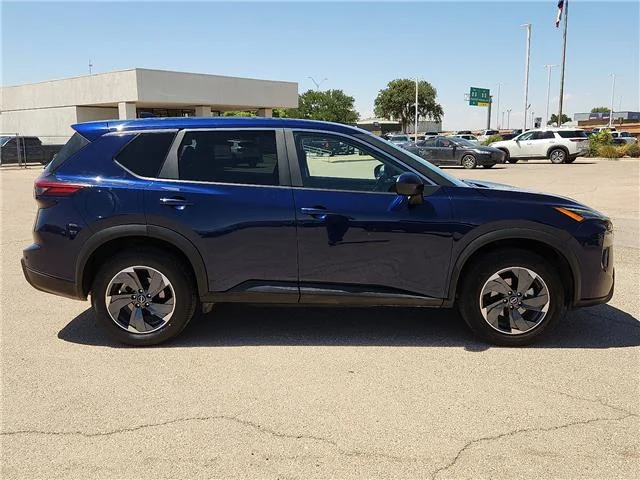 Used 2024 Blue Nissan SV image 5