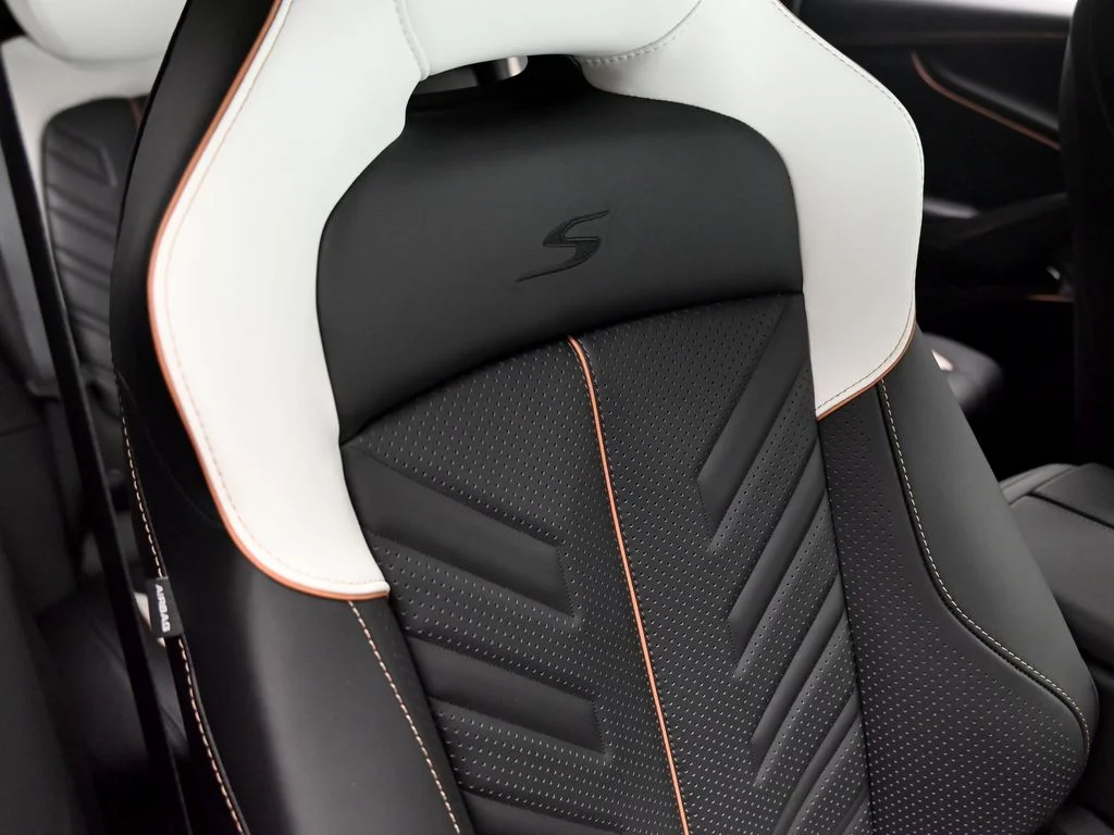 New 2026 Lunar White Aston Martin  image 18