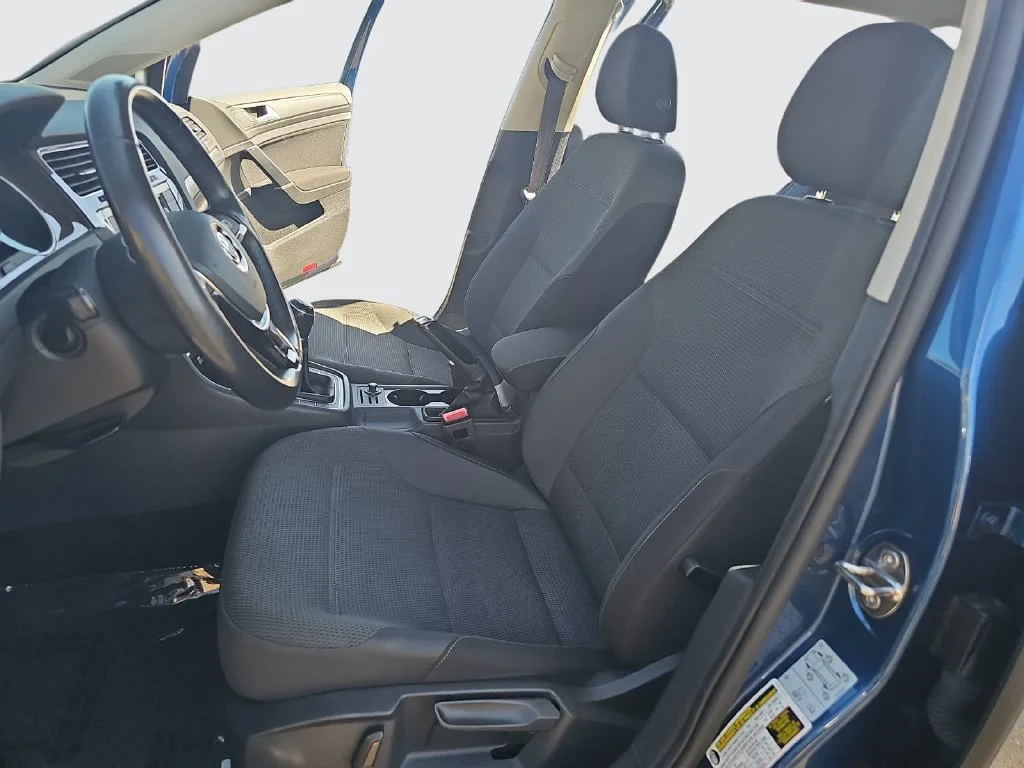 Used 2019 Blue Volkswagen S image 14