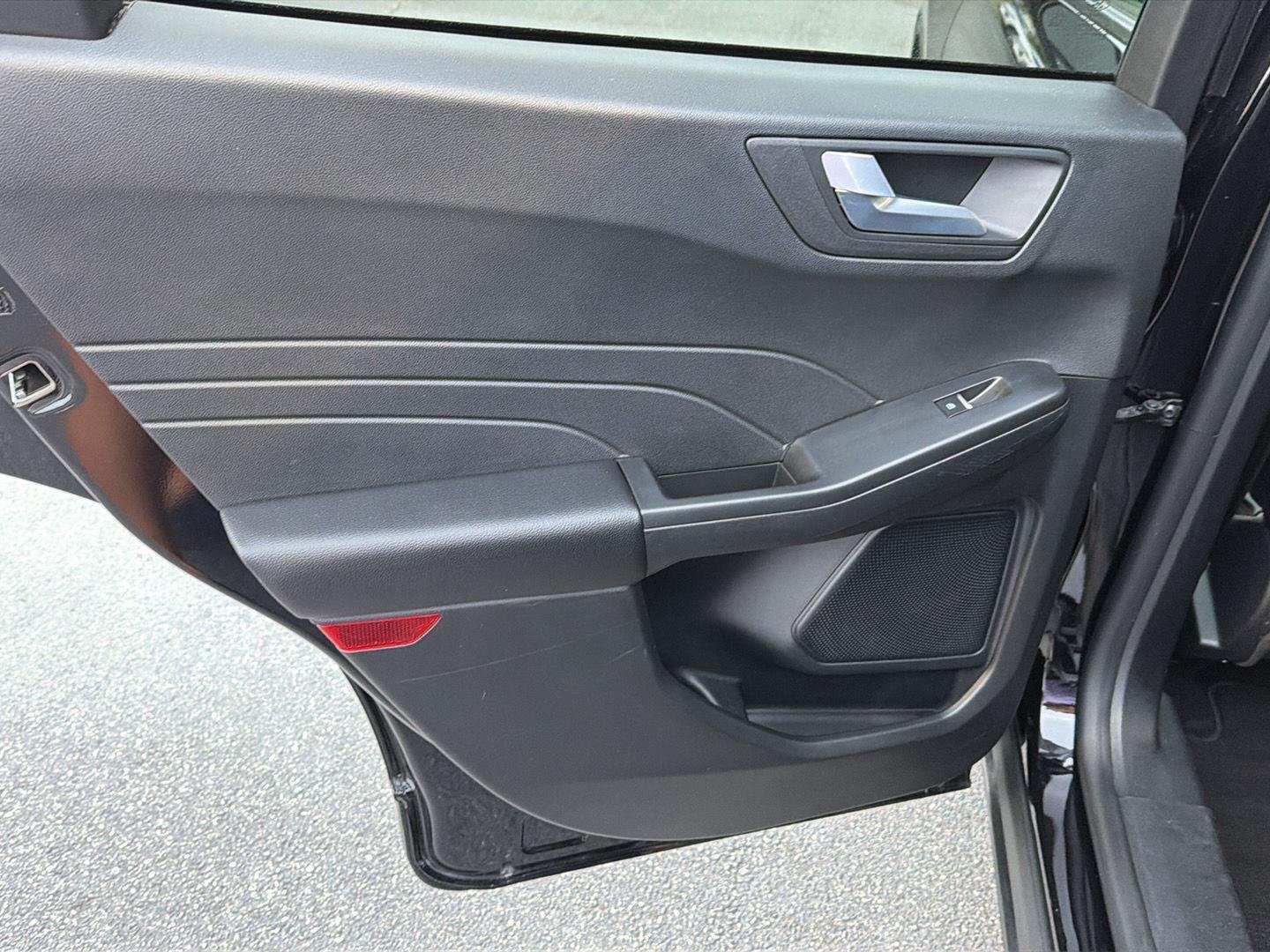 Used 2025 Carbonized Gray Ford ST-Line image 17