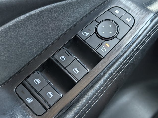 Used 2025 Gray Nissan SV image 21