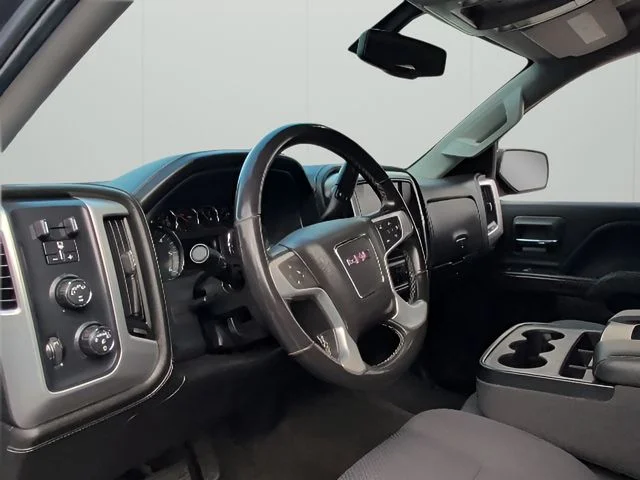 Used 2017 Gray GMC SLE image 14