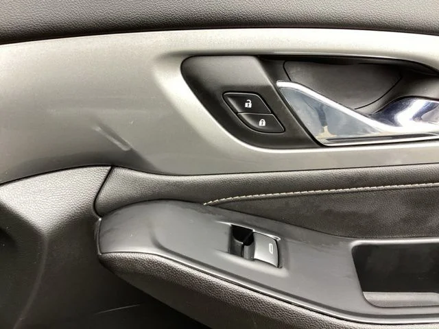 Used 2023 Gray Chevrolet LT Leather image 25