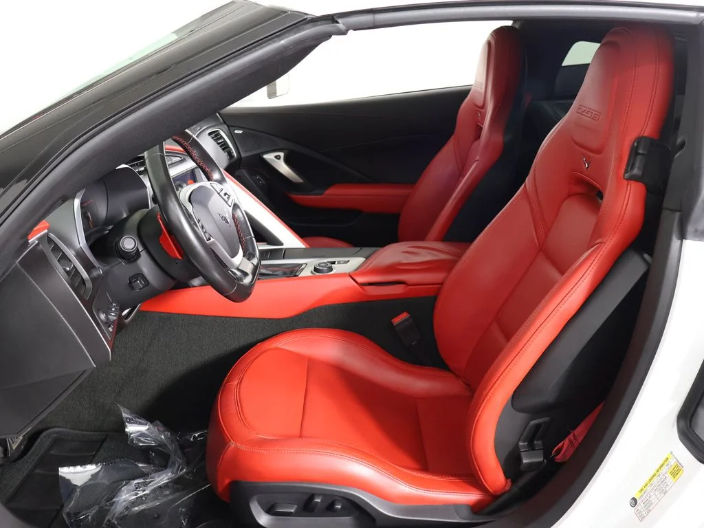 Used 2017 Arctic White Chevrolet Z06 image 29