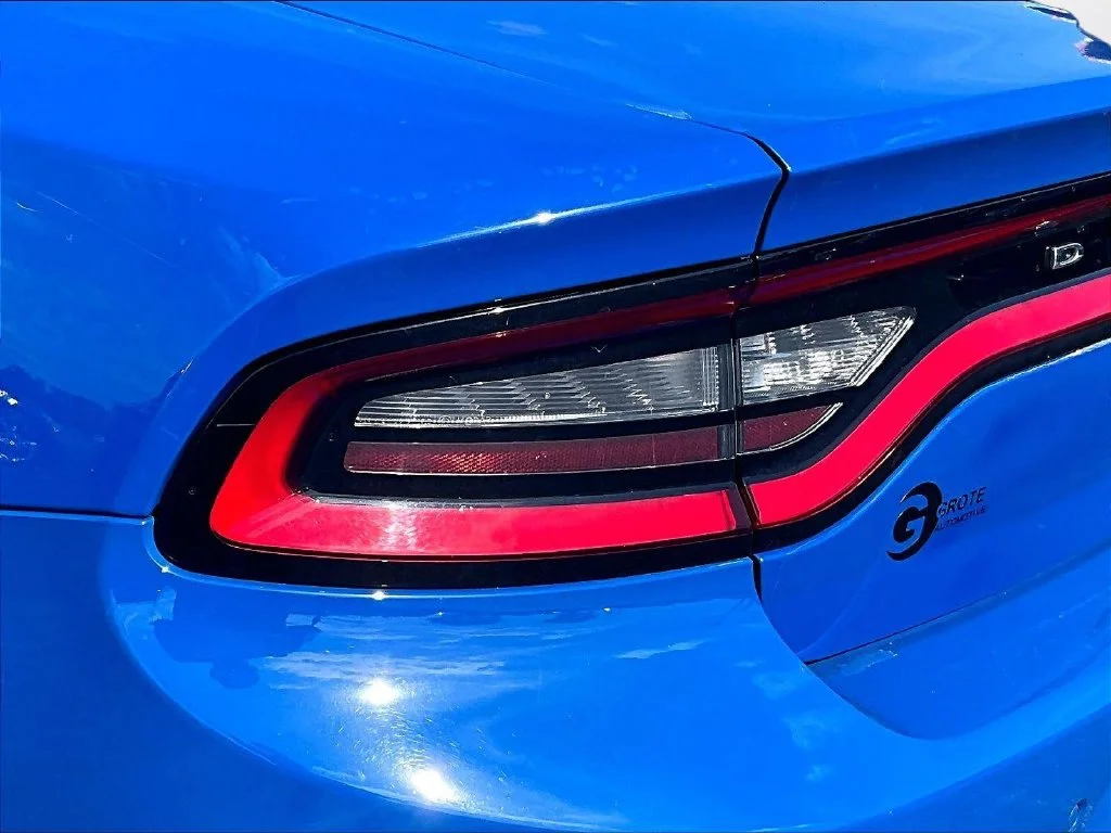 Used 2020 Blue Dodge Police image 28