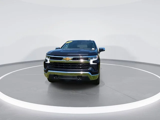 Used 2023 Gray Chevrolet LT image 3