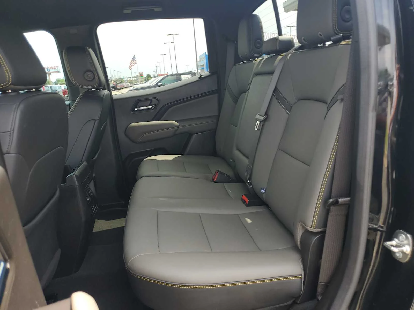 Used 2024 Black Chevrolet ZR2 image 21