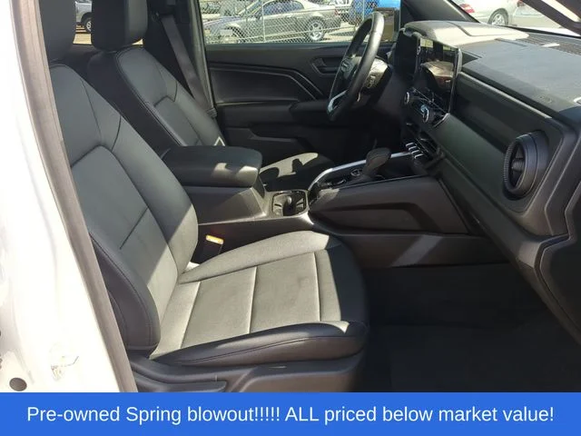 Used 2025 White Chevrolet Trail Boss image 46