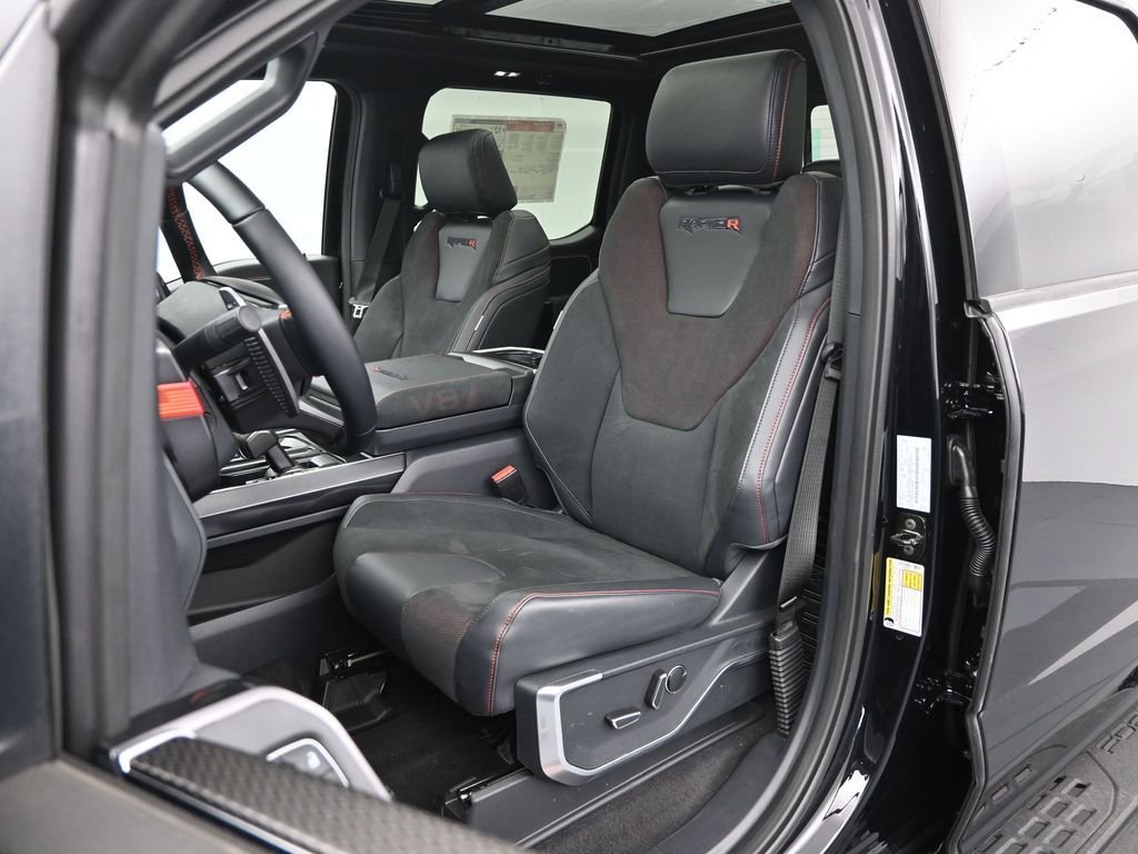 New 2026 Agate Black Metallic Ford Raptor image 9