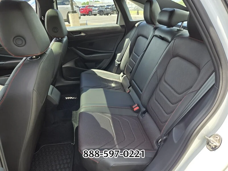 2024 Volkswagen Jetta GLI Autobahn - Photo 12
