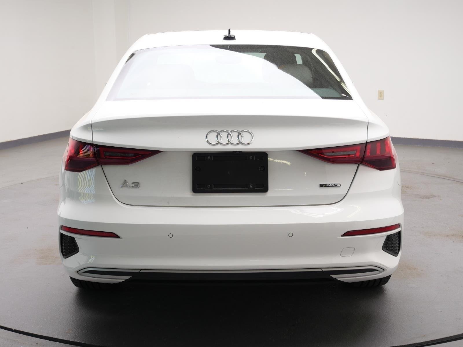 Used 2022 Ibis White Audi Premium image 9