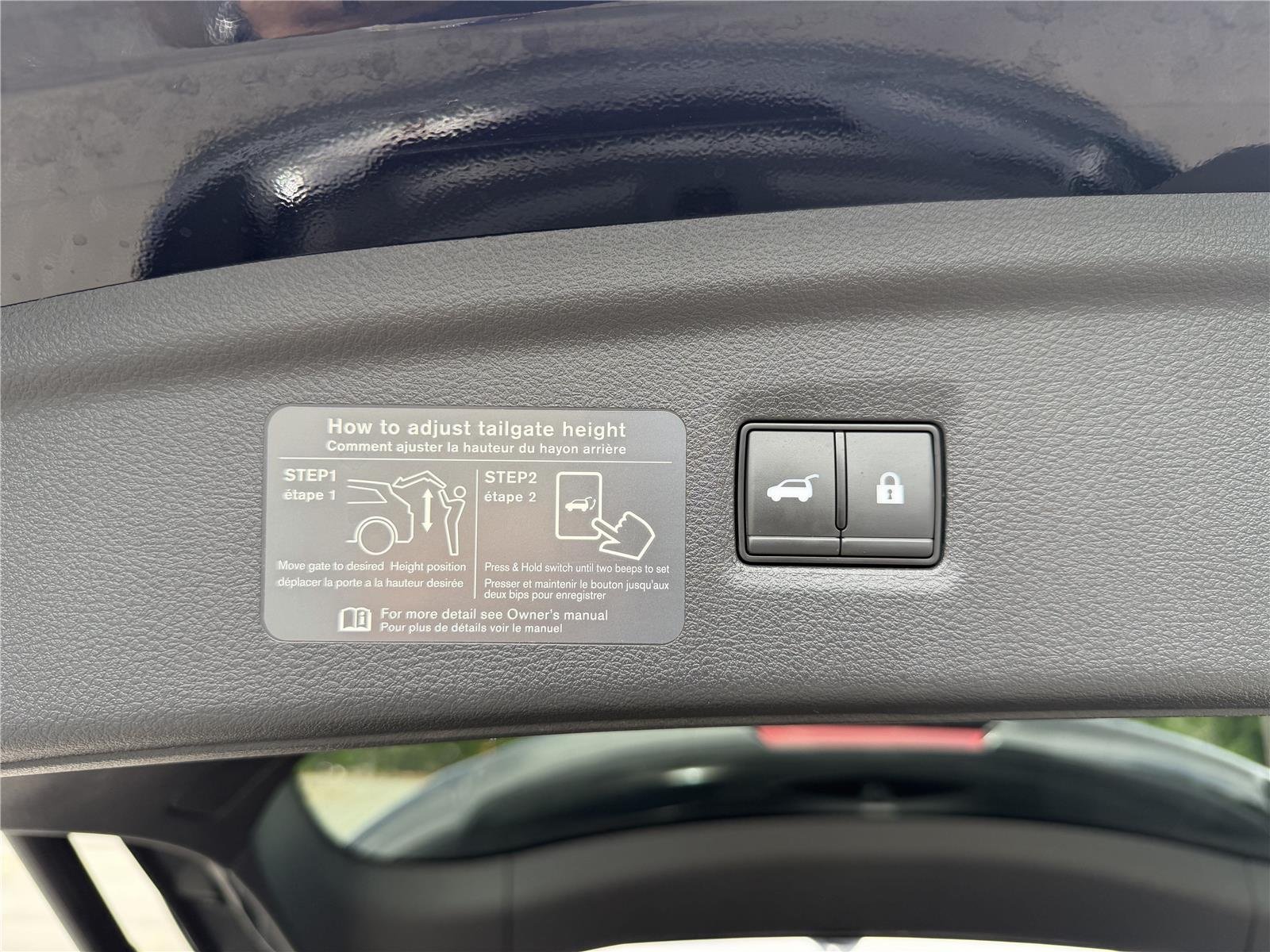 Used 2023  INFINITI SPORT image 30