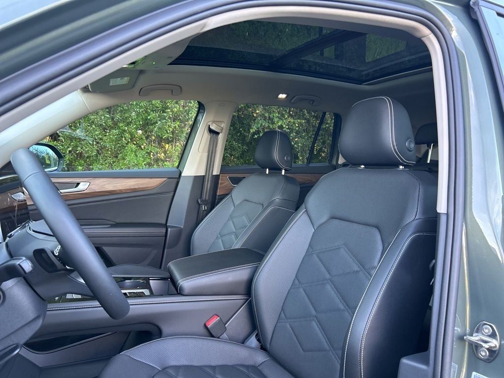 2026 Volkswagen Atlas SE w/Tech - Photo 15