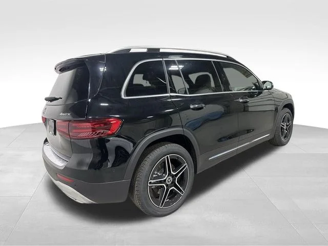 New 2026 Night Black Mercedes-Benz GLB 250 image 5