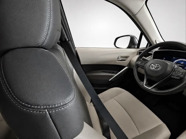 2024 Toyota Corolla Cross XLE - Photo 15