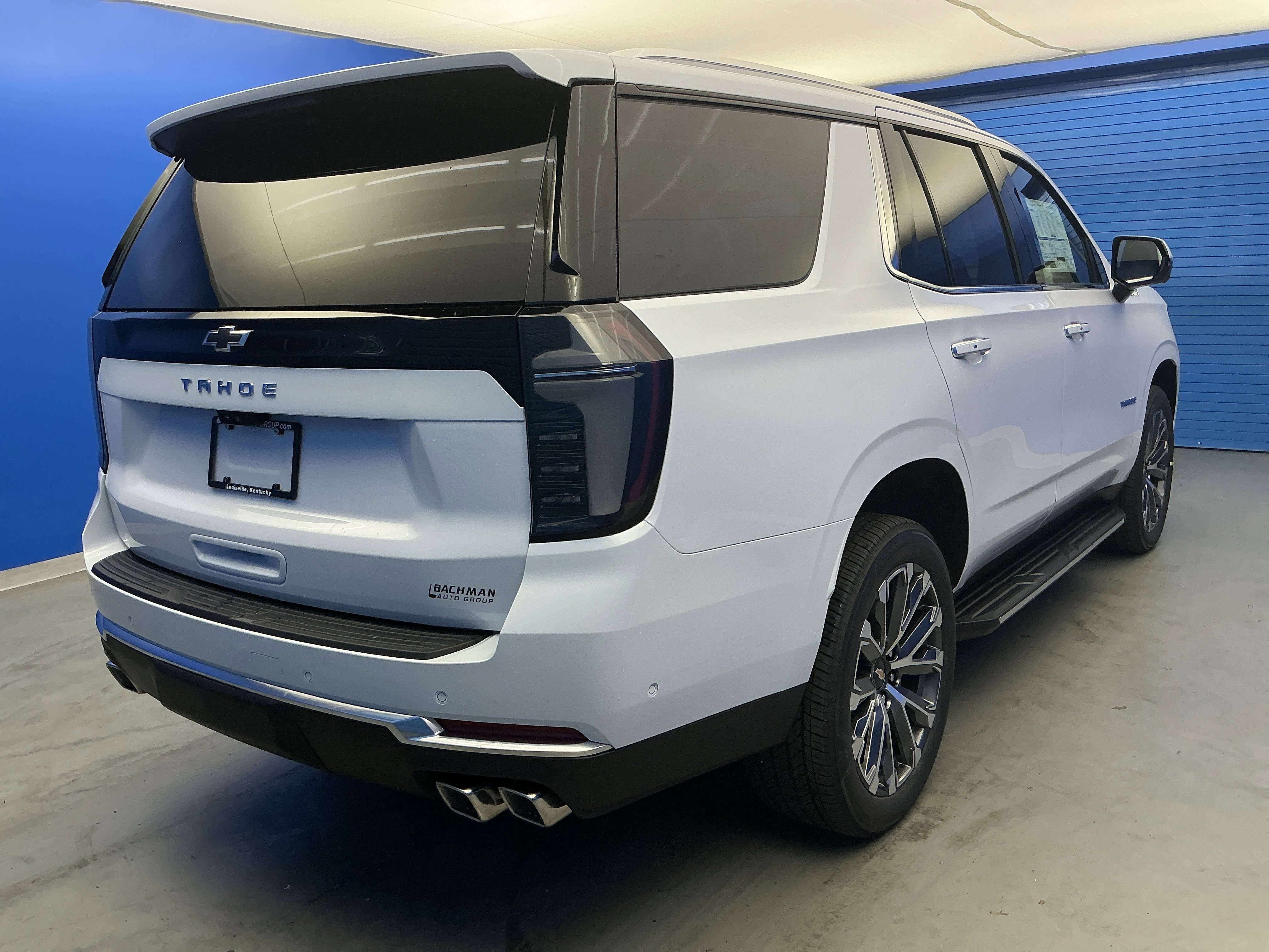 New 2026 Polar White Tricoat Chevrolet High Country image 7