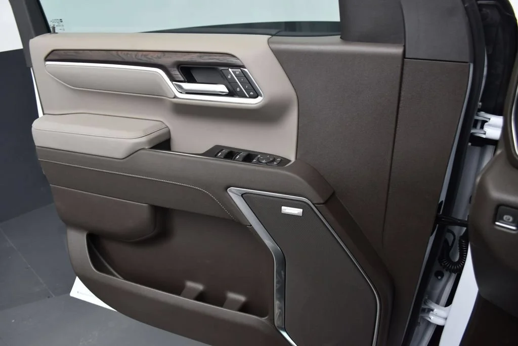 2026 GMC Sierra 1500 SLT - Photo 10