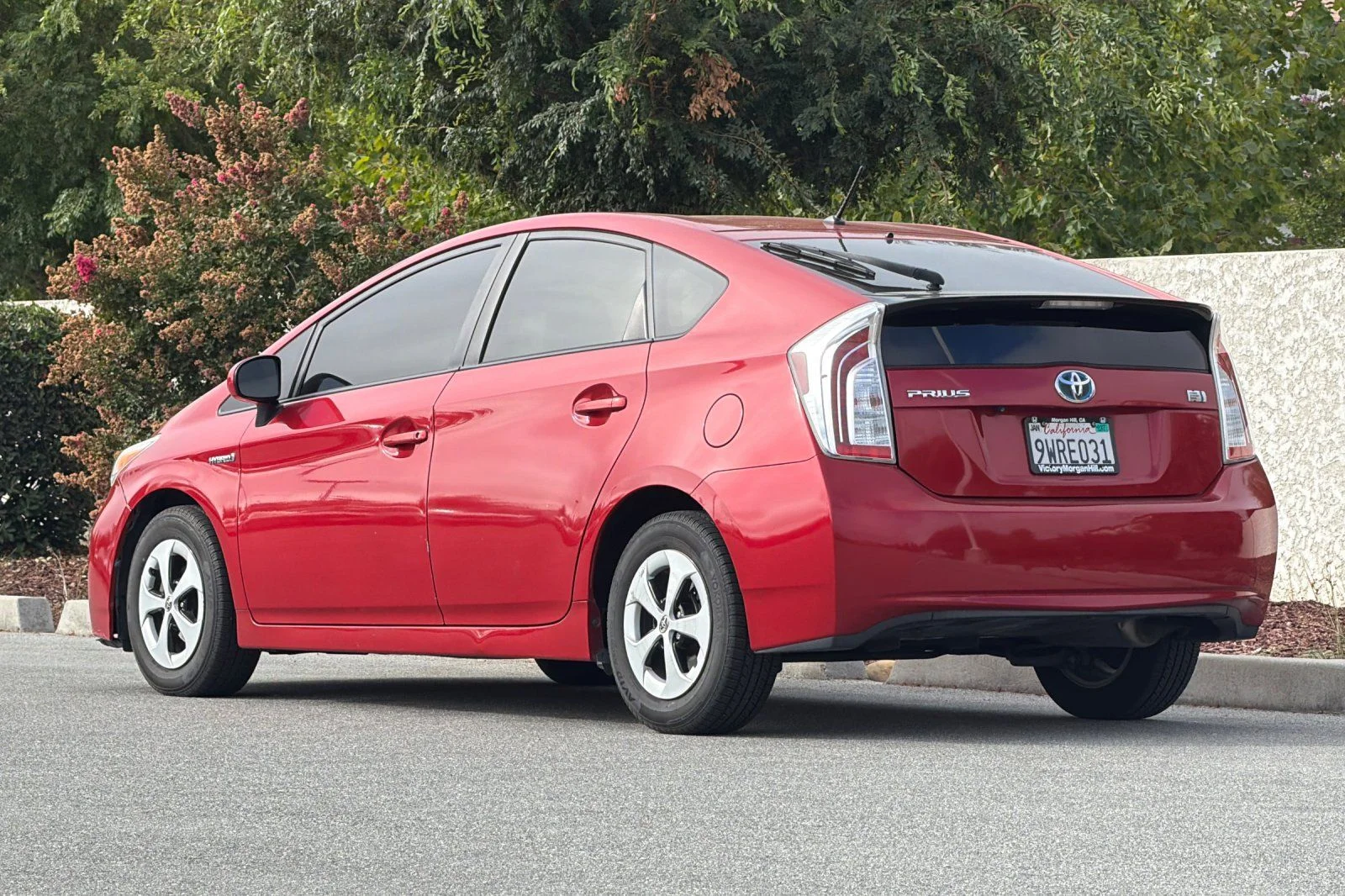 Used 2015 Red Toyota Two image 6