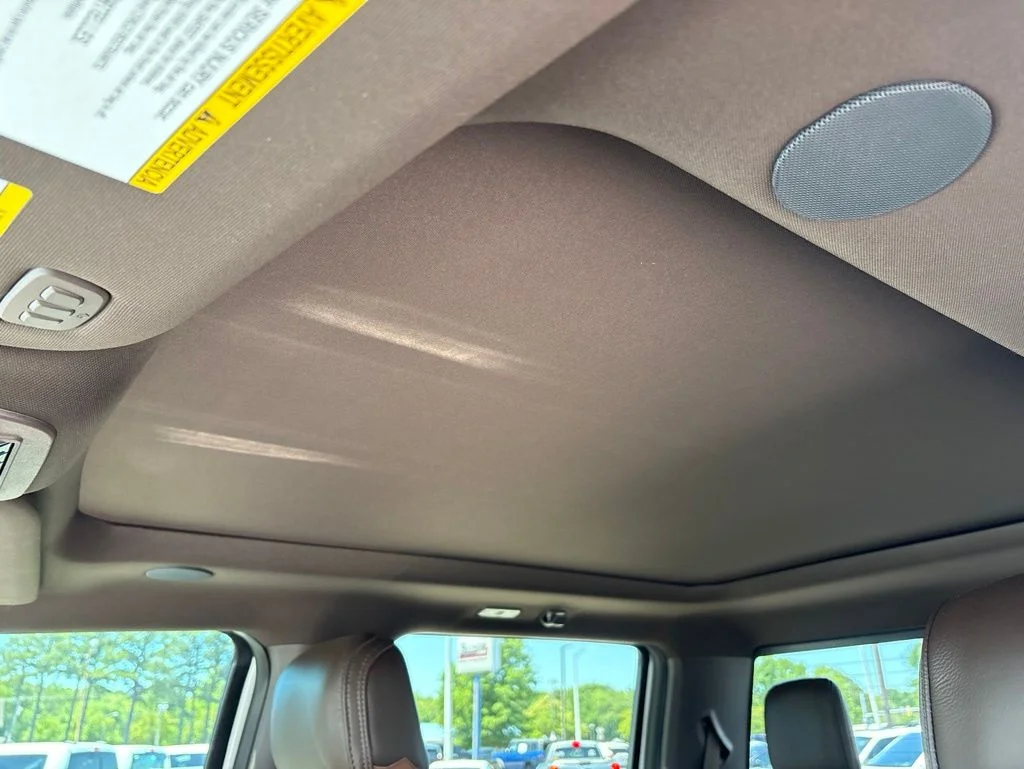 Used 2025 White Ford King Ranch image 25