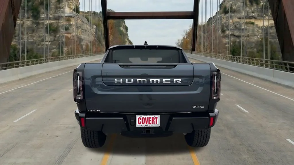 2026 GMC HUMMER EV 2X - Photo 8