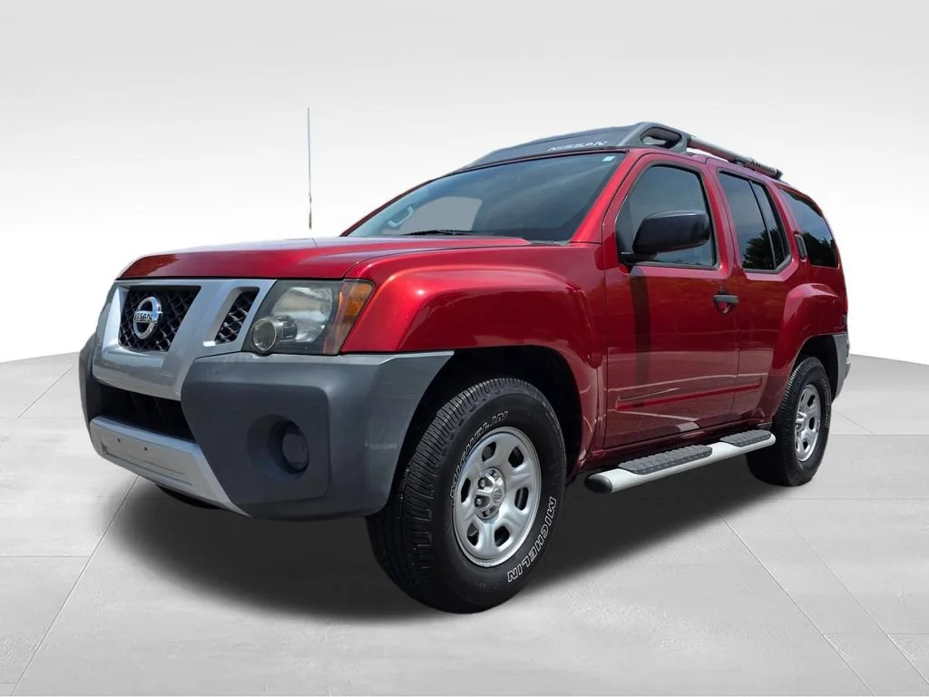 Used 2015 Red Nissan X image 32