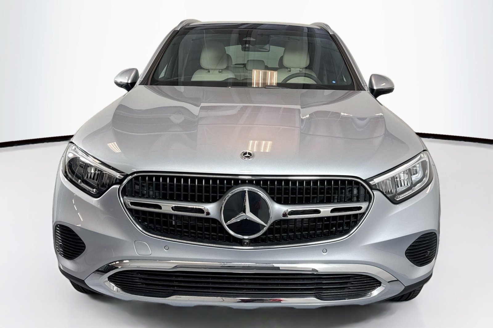 New 2026 Cirrus Silver Metallic Mercedes-Benz GLC 300 image 2