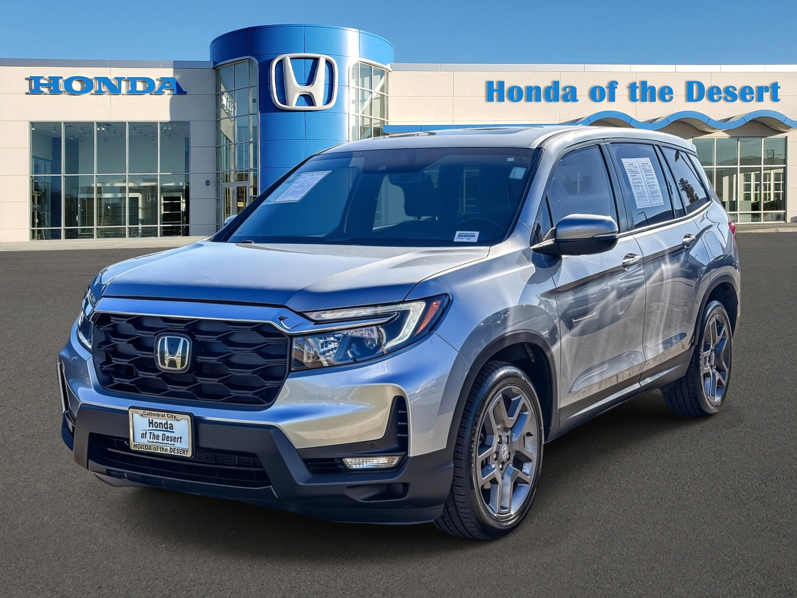 Certified Used 2022 Lunar Silver Metallic Honda 2WD EX-L image 33