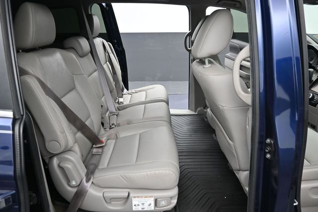 Used 2015 Obsidian Blue Pearl Honda EX-L image 10