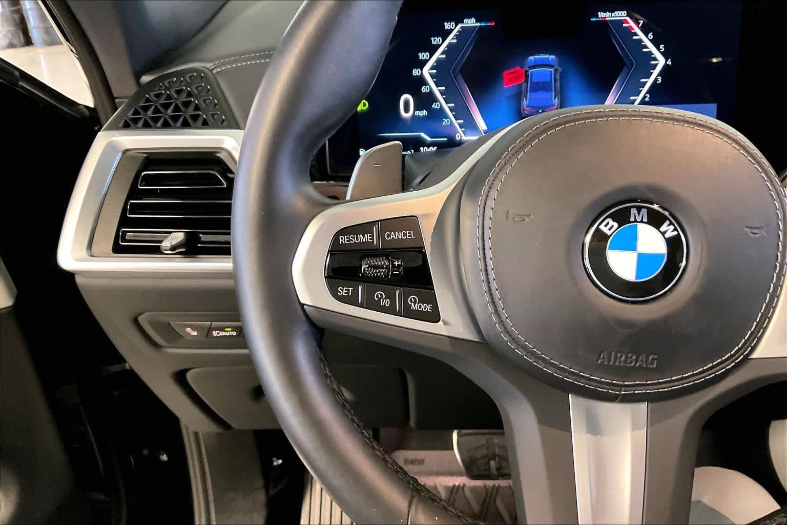 Certified Used 2025 Carbon Black Metallic BMW xDrive40i image 22