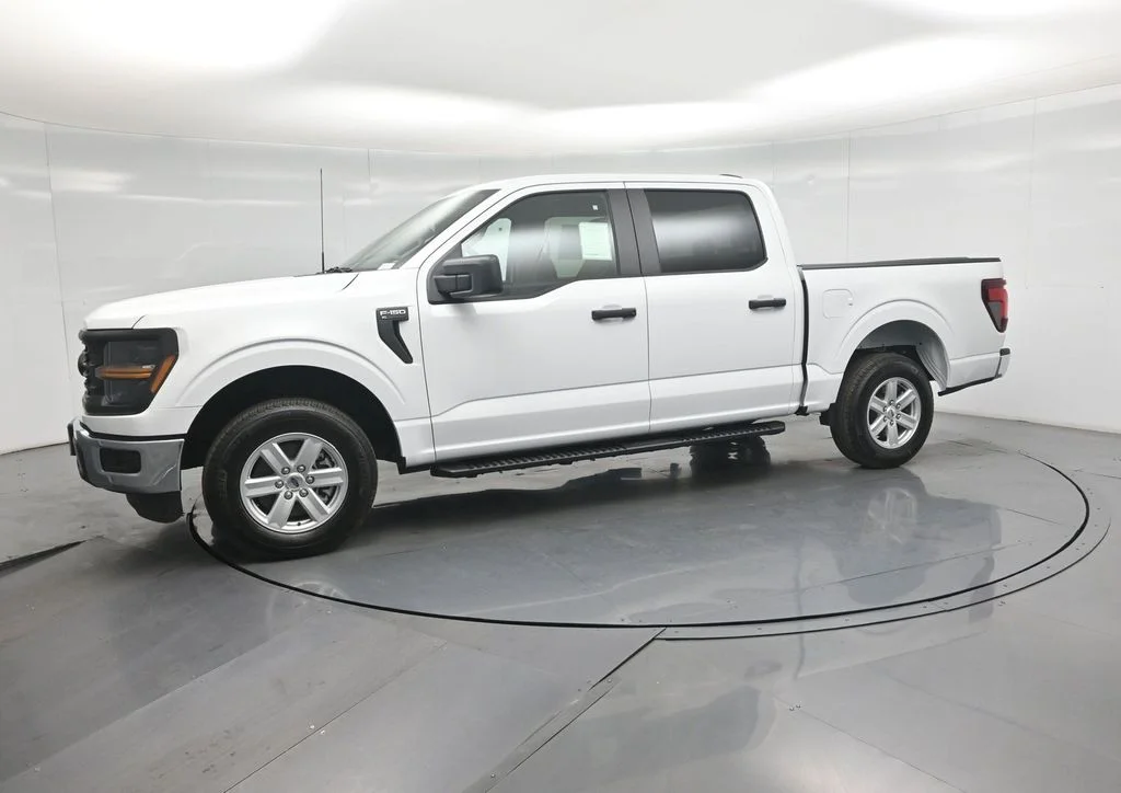New 2026 Oxford White Ford XL image 24