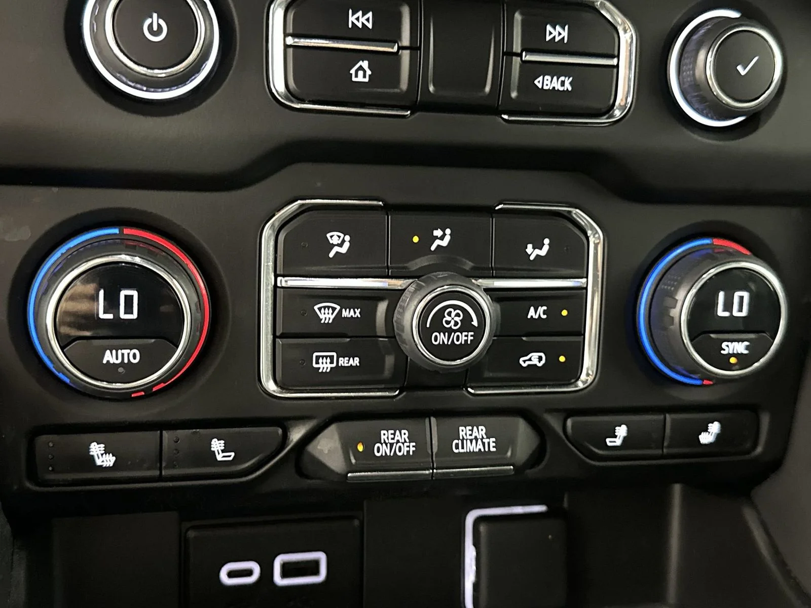 Used 2023 Black Chevrolet LT image 19