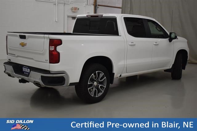 Used 2025 Summit White Chevrolet LT image 13