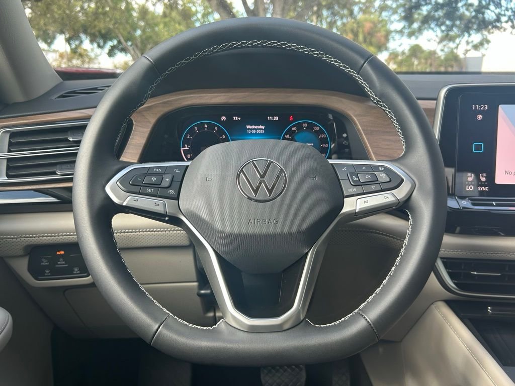 New 2026 Silver Volkswagen SE w/Technology image 18