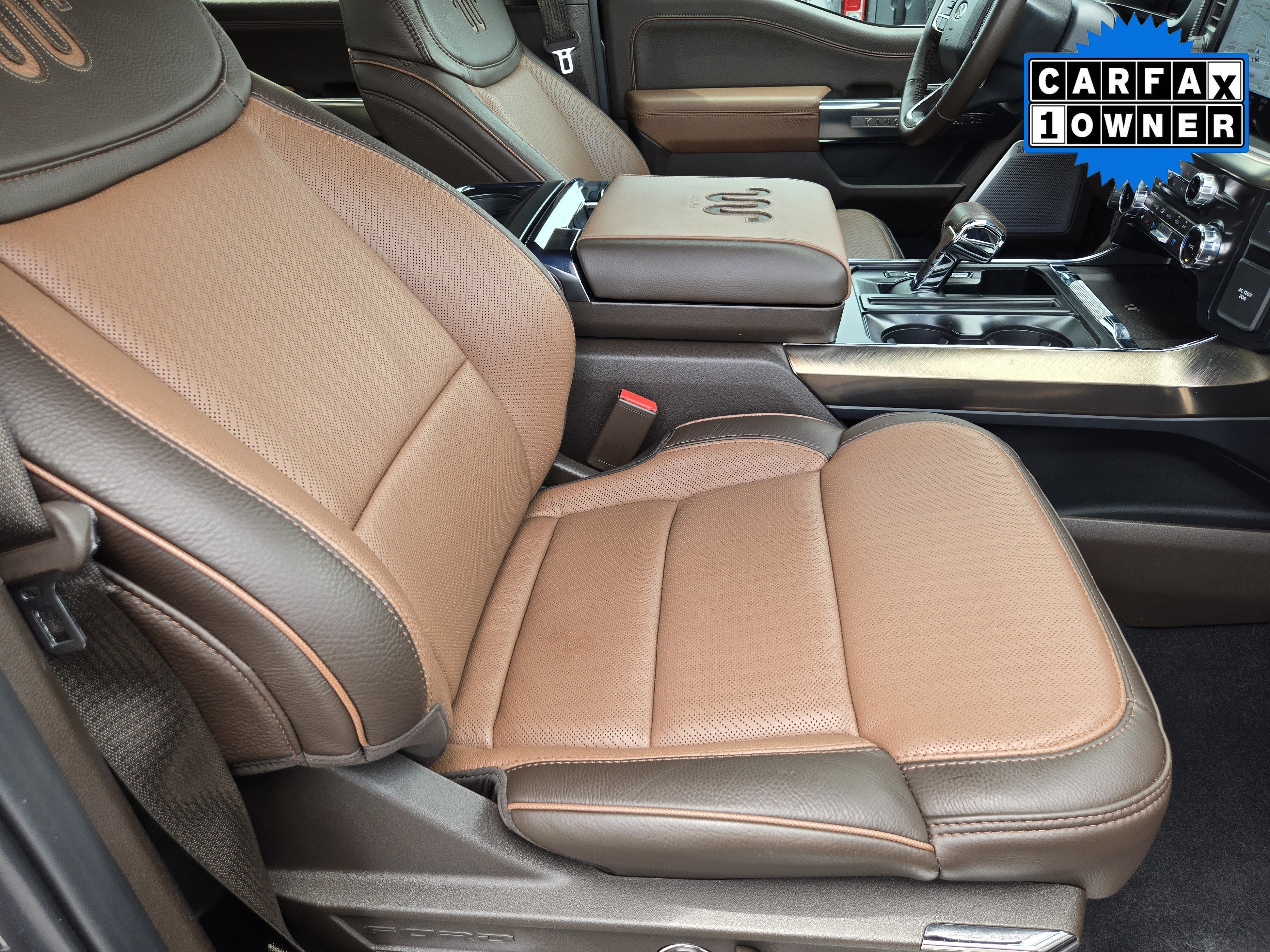 Used 2025 Gray Metallic Ford King Ranch image 12