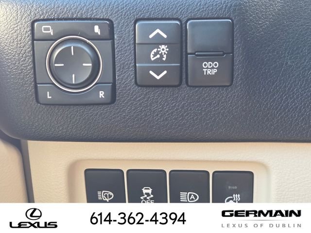 Certified Used 2023 NEBULA GRAY PEARL Lexus 460 image 23