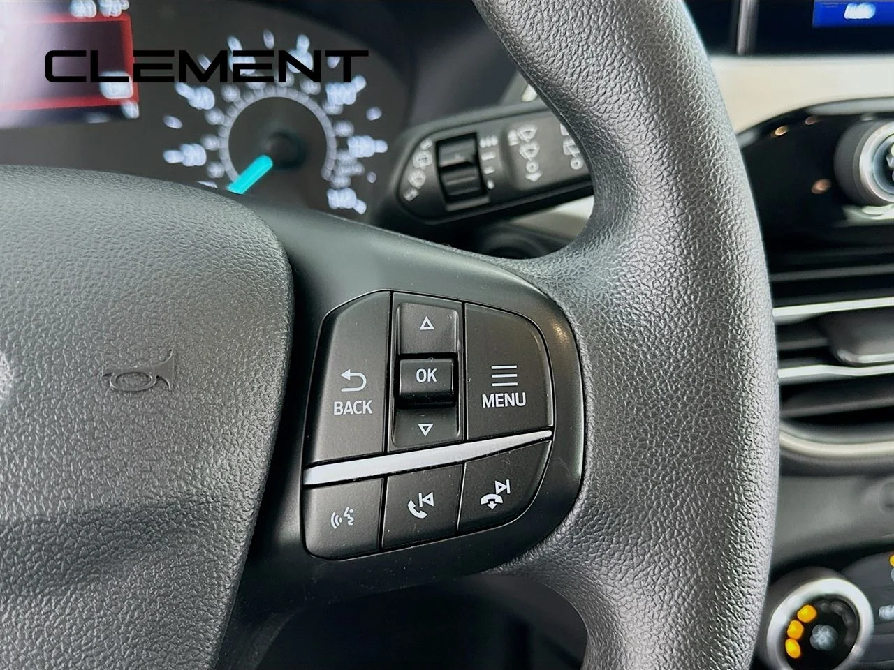 Certified Used 2022 Gray Metallic Ford SE image 17